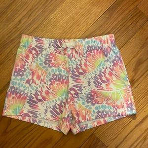 Children Place rainbow tie dye woven pull on shorts. Size M (7/8).